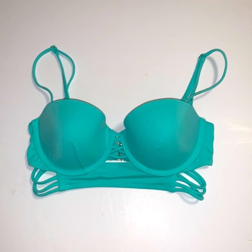 • Victoria Secret beach midi bikini top •